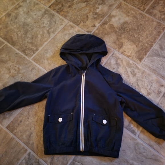 Bunddle 5T boy - Picture 5 of 10